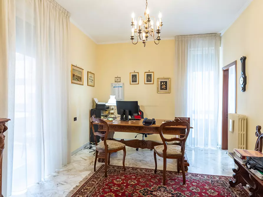 Immagine 9 di Pentalocale in vendita  in Via Salvatore Grande 12 a Lecce