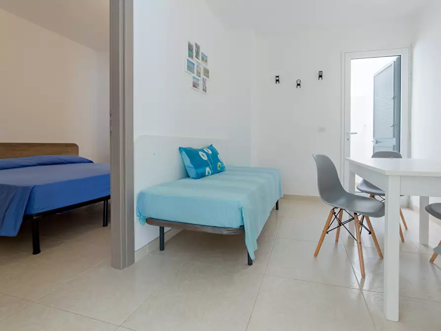 Immagine 16 di Pentalocale in vendita  in Via Giovanni Battista Tiepolo 53 a Ugento