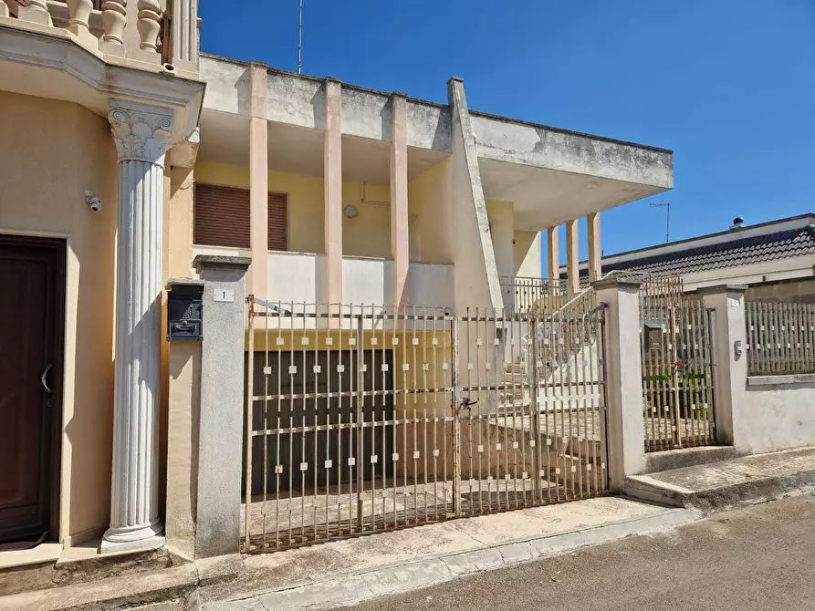 Immagine 1 di Pentalocale in vendita  in Via Fogazzaro Antonio 4 a Erchie