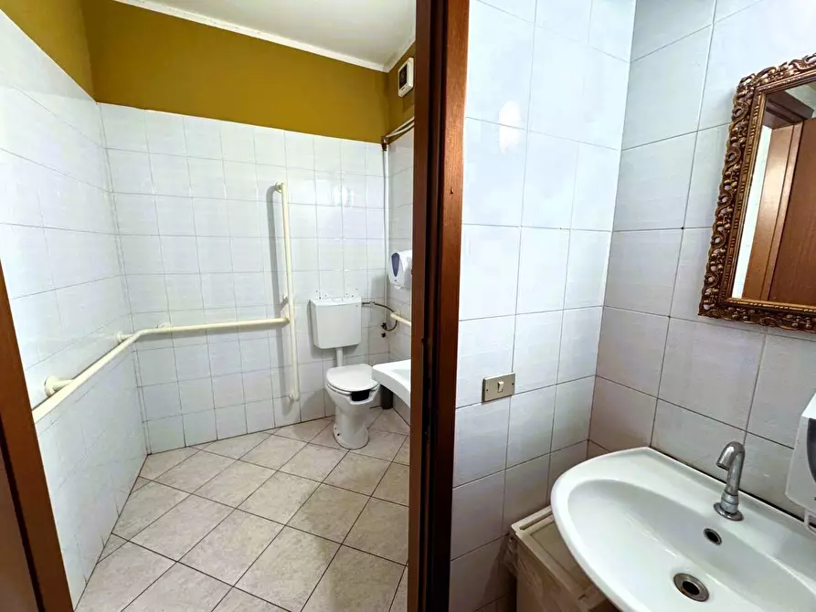 Immagine 48 di Bar / Ristorante in vendita  in Via Mantova 10 a Milano
