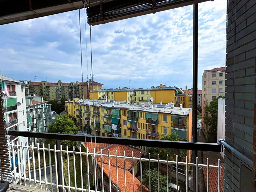 Immagine 19 di Appartamento in vendita  in Piazza Imperatore Tito 8 a Milano