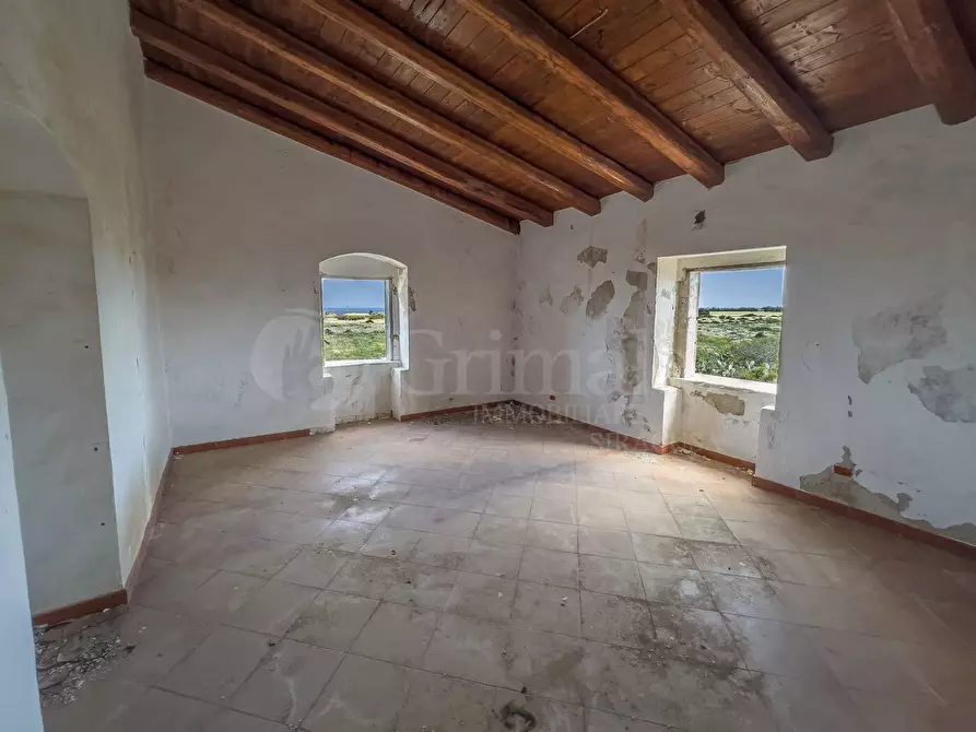 Immagine 15 di Villa in vendita  in VIA MALLIA 47 a Siracusa