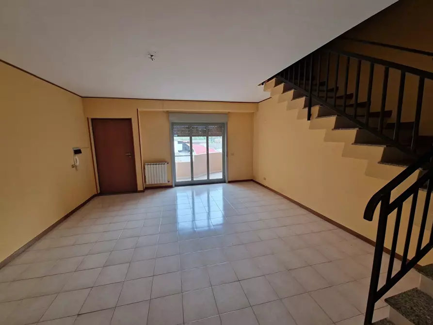 Immagine 16 di Appartamento in vendita  a Messina