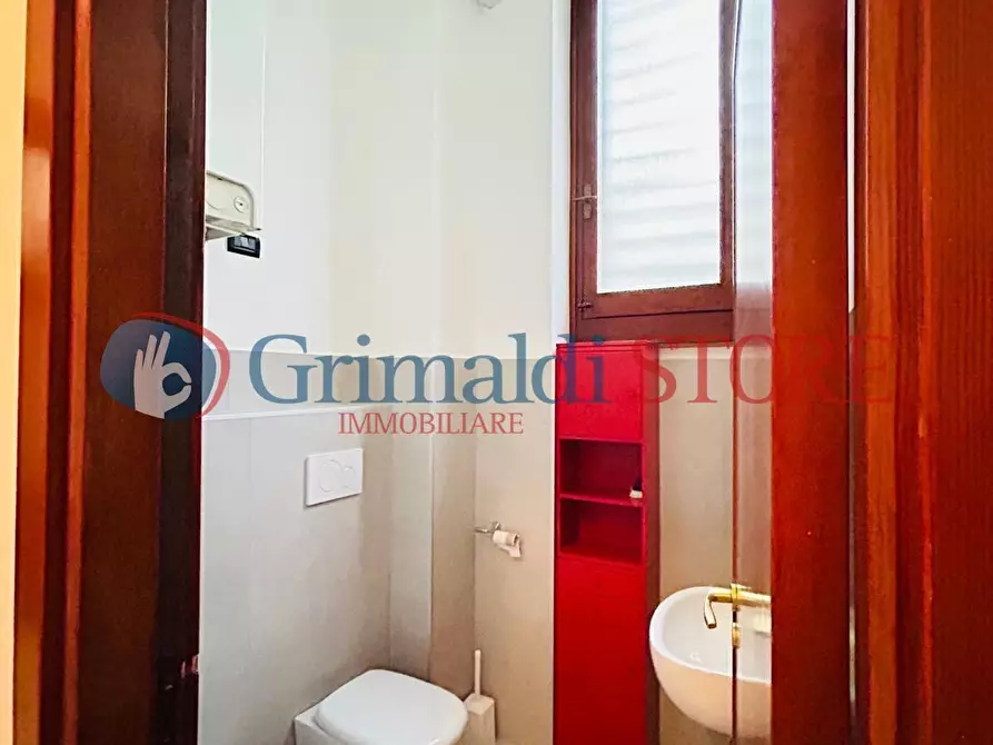 Immagine 17 di Trilocale in vendita  in Viale Japigia 27 a Lecce