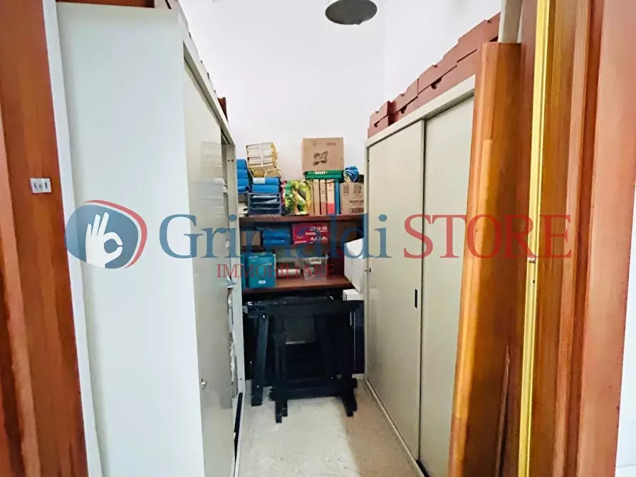 Immagine 11 di Trilocale in vendita  in Viale Japigia 27 a Lecce