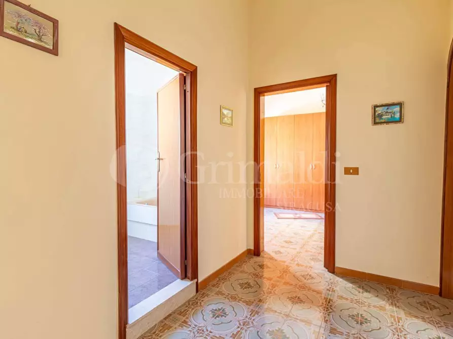 Immagine 9 di Casa indipendente in vendita  in Via Peschiera 21 a Avola