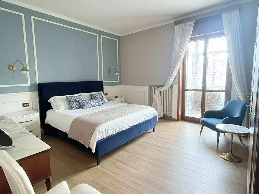 Immagine 11 di Pentalocale in vendita  in Via Capitano Ritucci 35 a Lecce