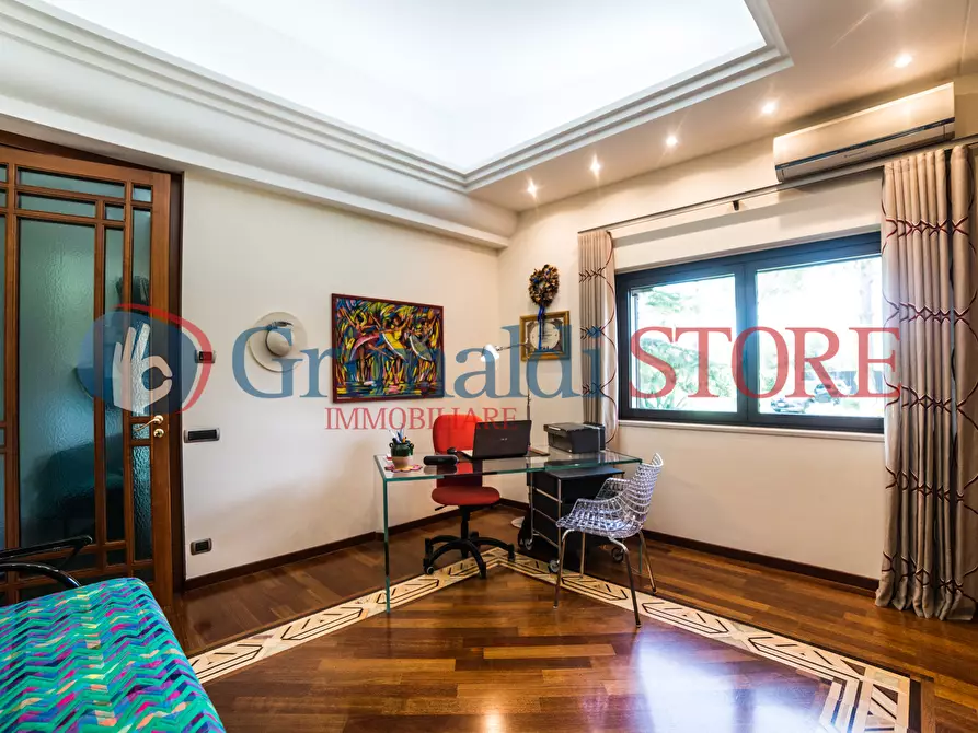 Immagine 40 di Villa in vendita  a Grottaglie