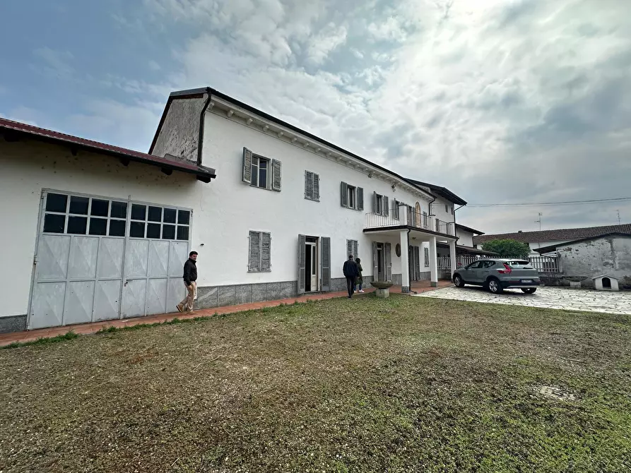 Immagine 4 di Casa indipendente in vendita  in Via Cesare Battisti a Tricerro