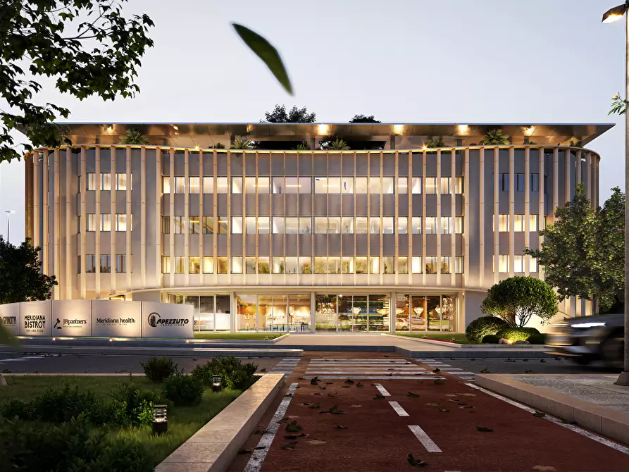 Immagine 4 di Locale commerciale in vendita  in Via Ada Cudazzo 103 a Lecce