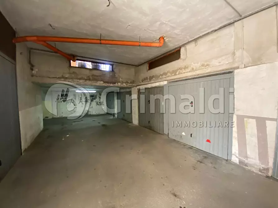 Immagine 15 di Appartamento in vendita  a Giugliano In Campania