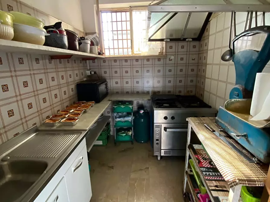 Immagine 16 di Bar / Ristorante in vendita  in Via Venezia 12 a Nettuno