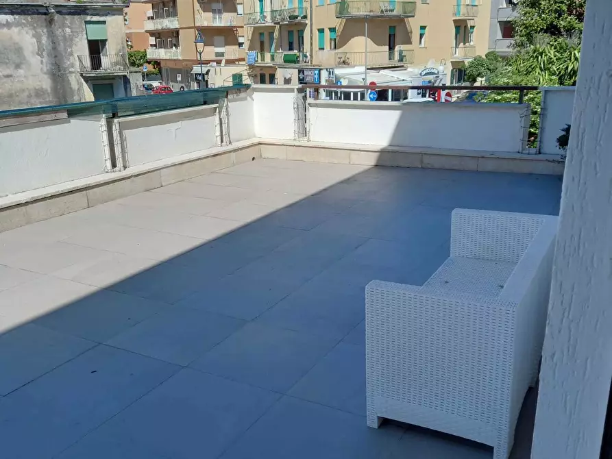 Immagine 2 di Trilocale in affitto  in Piazza Pollastrini 10 a Anzio