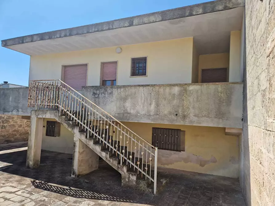 Immagine 31 di Pentalocale in vendita  in Via Fogazzaro Antonio 4 a Erchie