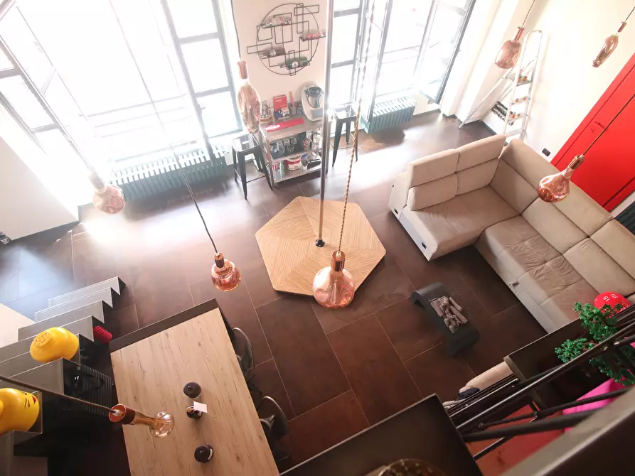 Immagine 9 di Loft/Open space in vendita  in Via Francesco Anzani 12 a Como