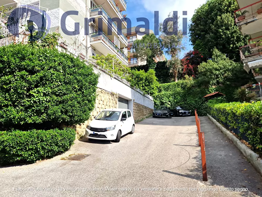 Immagine 7 di Pentalocale in vendita  in Via Pietro Castellino 141 a Napoli