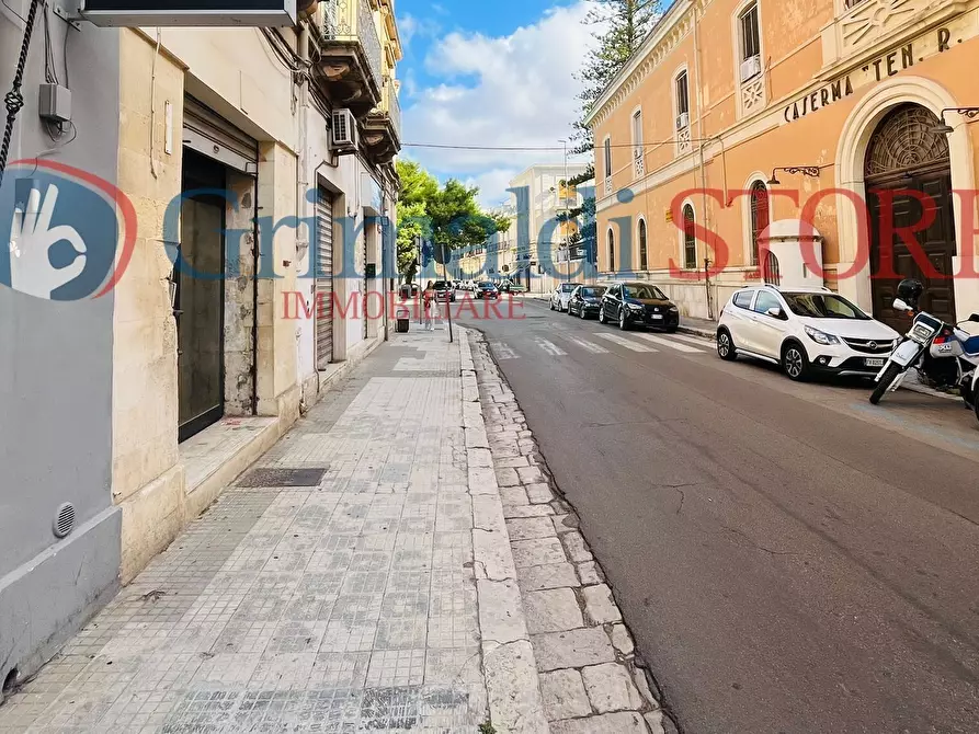 Immagine 13 di Locale commerciale in vendita  in Via Colonnello Archimede Costadura 20 a Lecce