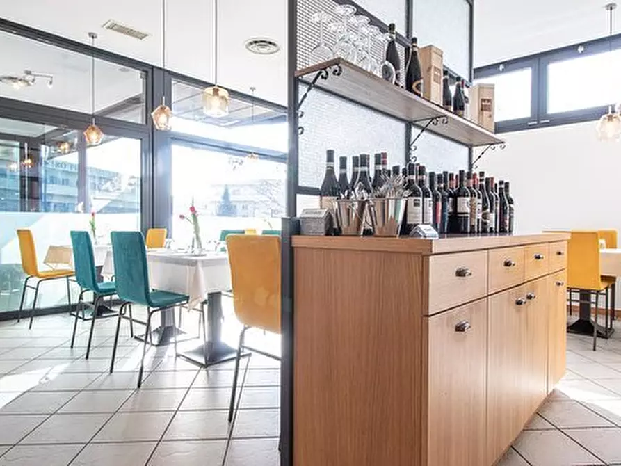 Immagine 10 di Bar / Ristorante in vendita  in Via Cantù 27/A a Cucciago