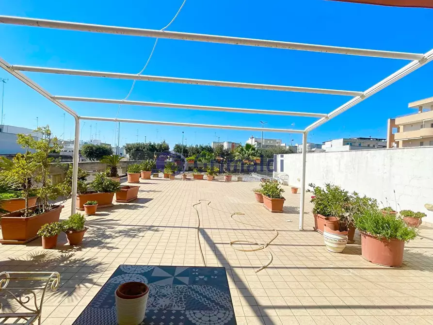 Immagine 26 di Quadrilocale in vendita  in Via Lupiae 46 a Lecce