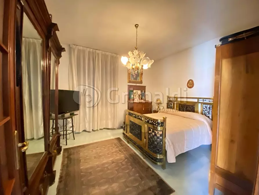 Immagine 14 di Casa bifamiliare in vendita  a Giugliano In Campania