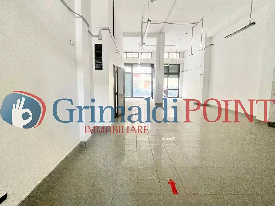 Immagine 9 di Locale commerciale in vendita  in Via Don Luigi Sturzo 53 a Lecce