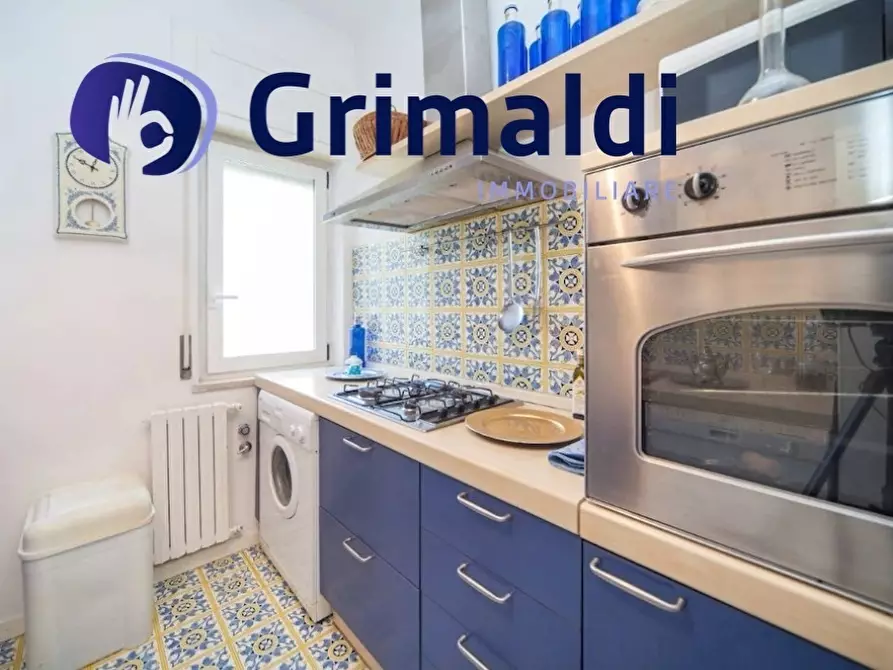 Immagine 13 di Appartamento in vendita  in Via Privata del Parco Comola Ricci a Napoli