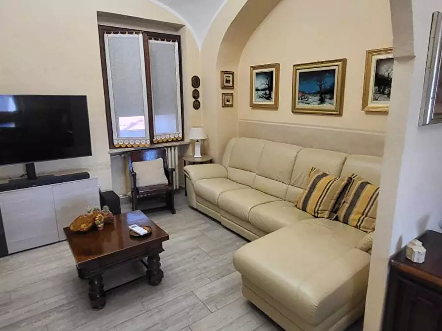 Immagine 5 di Quadrilocale in vendita  in Via Francesco Donato 7 a Vercelli