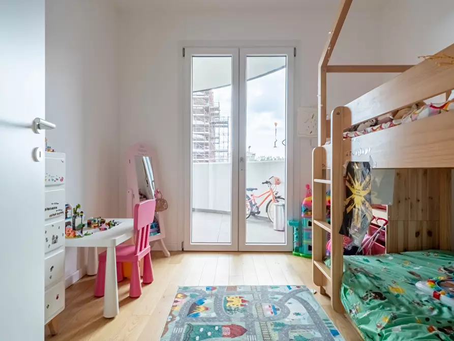 Immagine 17 di Appartamento in vendita  in Viale Pablo Neruda a Roma