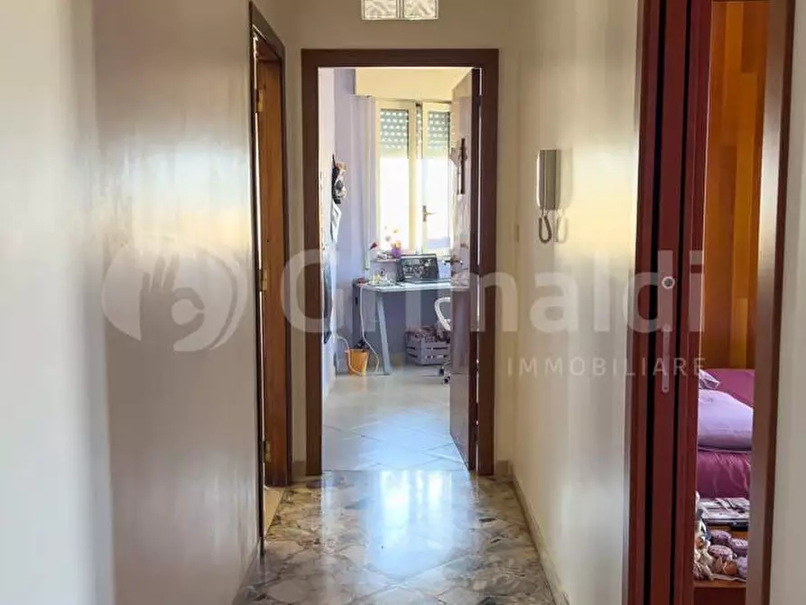 Immagine 8 di Appartamento in vendita  in Via Achille Vaccarisi 106 a Avola