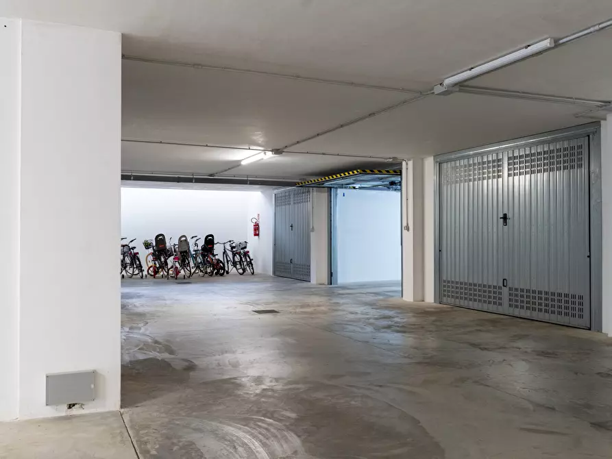 Immagine 56 di Bilocale in vendita  in Via Oronzo de Donno 5 a Lecce