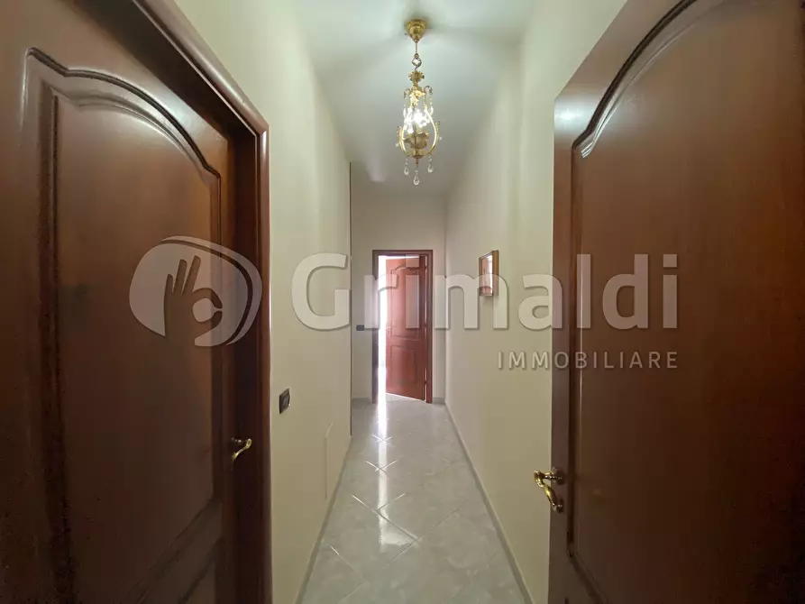 Immagine 5 di Appartamento in vendita  a Giugliano In Campania