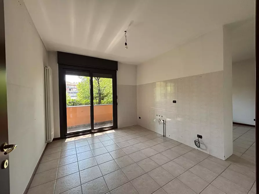 Immagine 11 di Trilocale in vendita  in Via Giovane Italia a Como