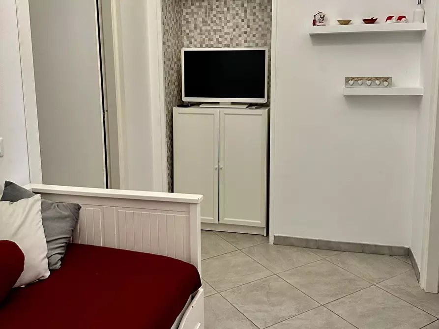 Immagine 6 di Bilocale in affitto  in Riviera Vittorio Mallozzi 10 a Anzio