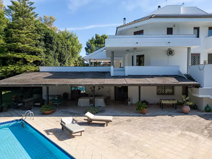 Immagine 7 di Villa in vendita  in Via Venosa 5 a Lecce