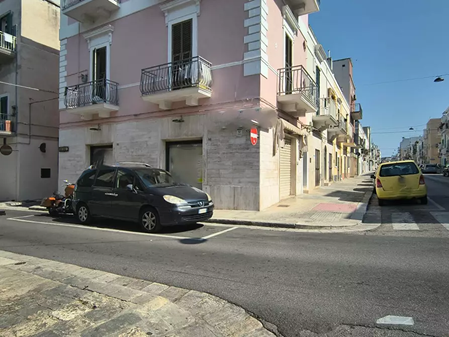 Immagine 11 di Casa indipendente in vendita  in Via Cavour a Monopoli