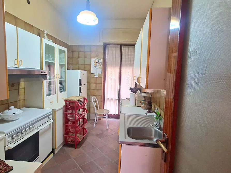 Immagine 19 di Quadrilocale in vendita  in Via Carlo Del Balzo 55 a Avellino