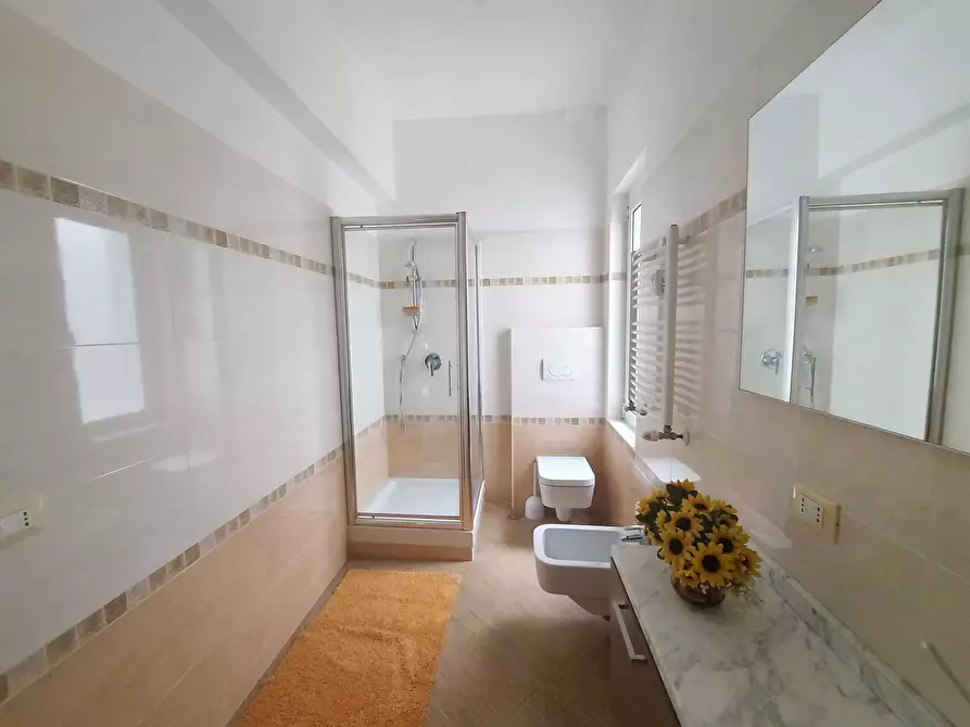 Immagine 17 di Trilocale in vendita  in Via Ascanio Fenizi 71 a Roma