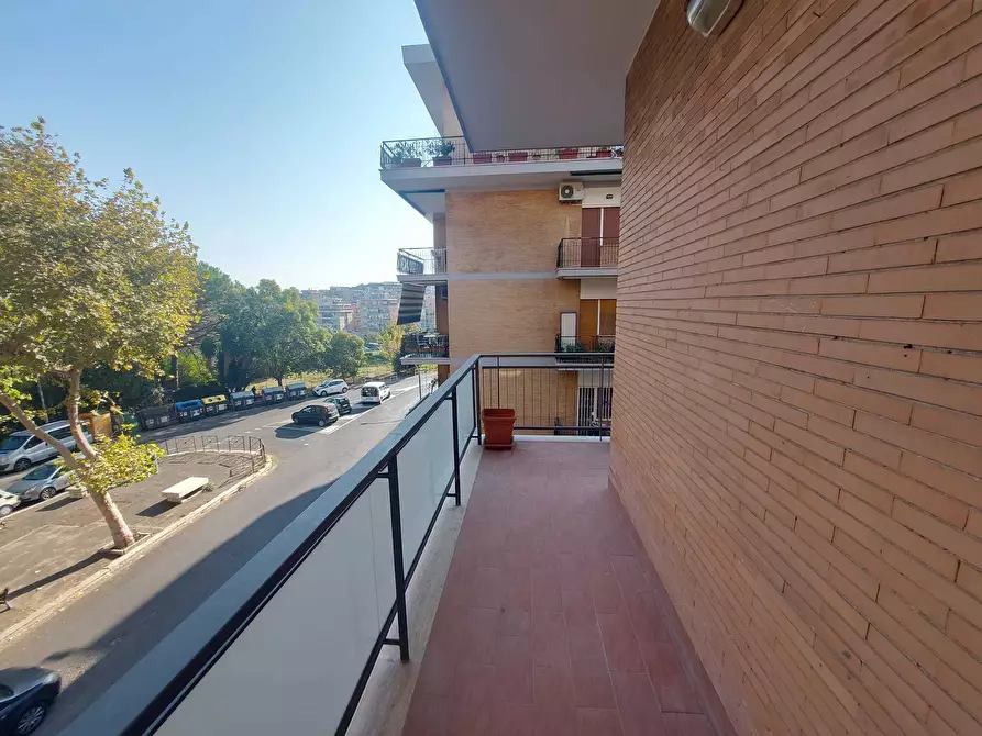 Immagine 22 di Trilocale in vendita  in Via Ascanio Fenizi 71 a Roma