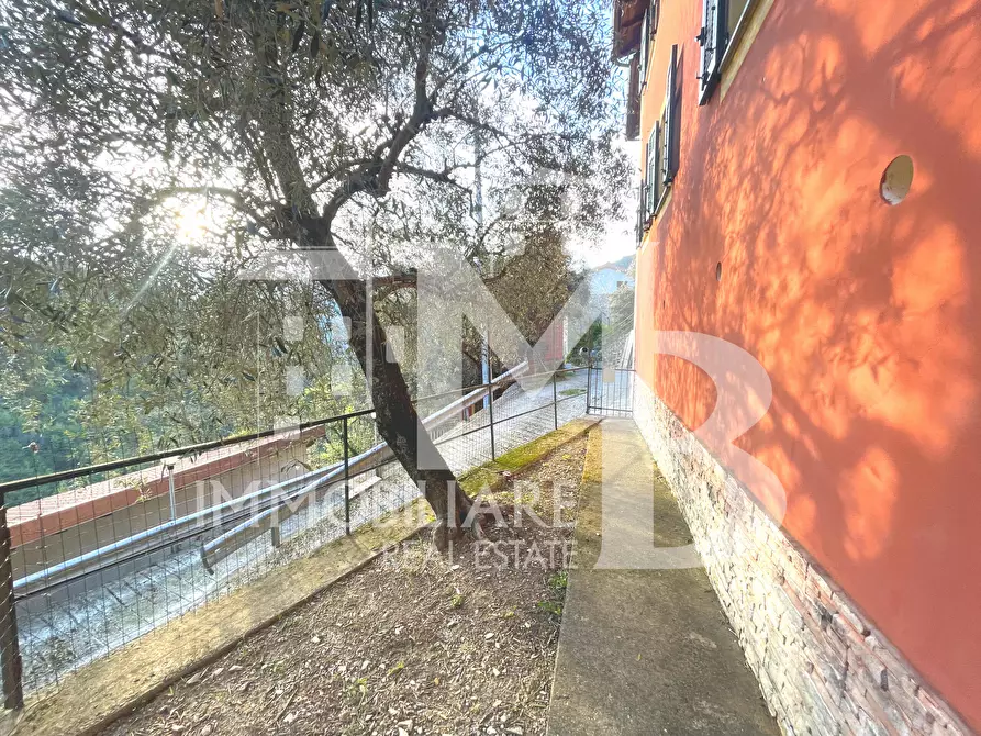 Immagine 8 di Bilocale in vendita  in Via del Camoglino 15 a Avegno