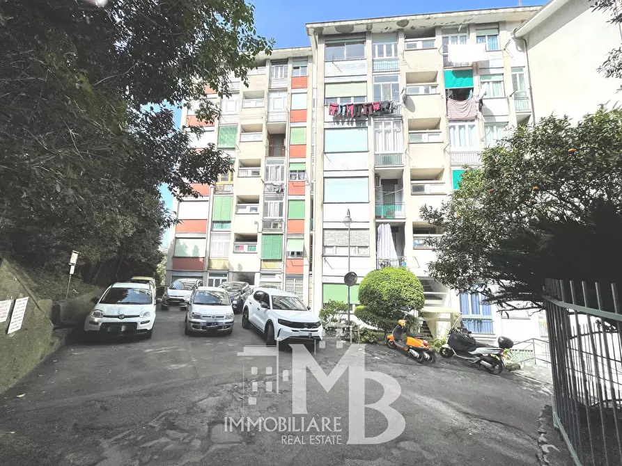 Immagine 38 di Trilocale in affitto  in Via Privata Palme 36 a Recco
