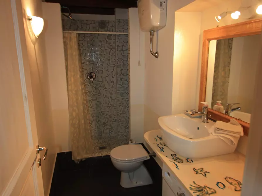 Immagine 5 di Casa indipendente in vendita  a Recco