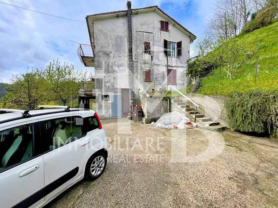 Immagine 7 di Casa bifamiliare in vendita  in Frazione Pannesi 41 a Lumarzo