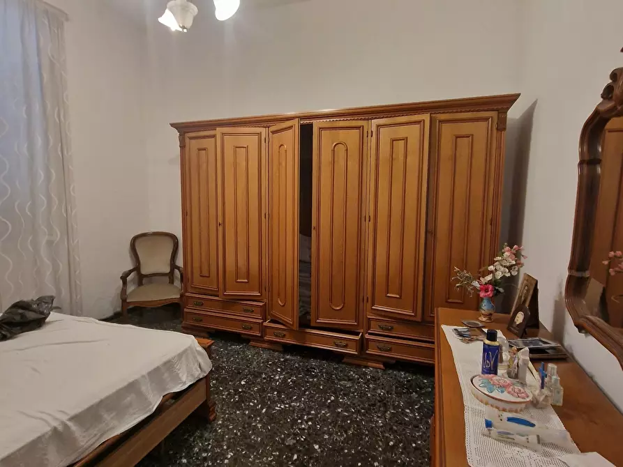 Immagine 8 di Casa indipendente in vendita  a Ameglia