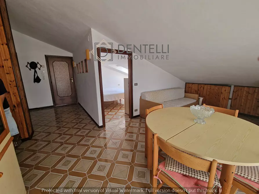 Immagine 11 di Mansarda in vendita  a Ameglia