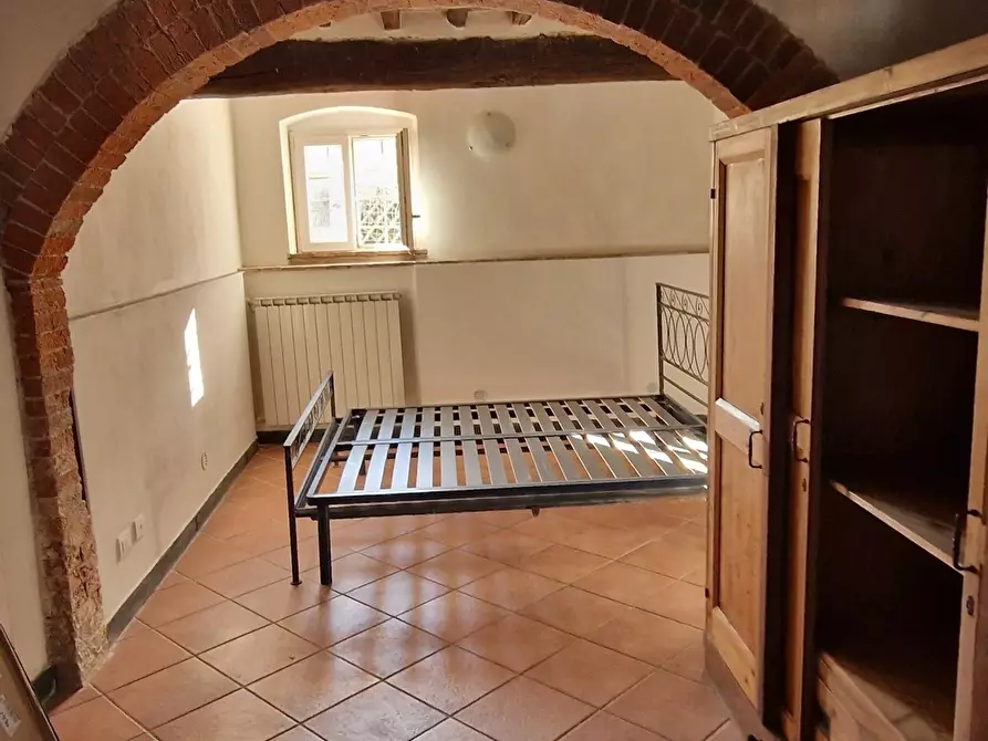 Immagine 12 di Trilocale in affitto  a Ameglia