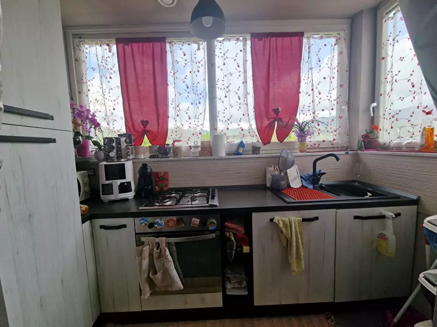 Immagine 6 di Bilocale in affitto  in Strada Statale 1 63 a Sarzana