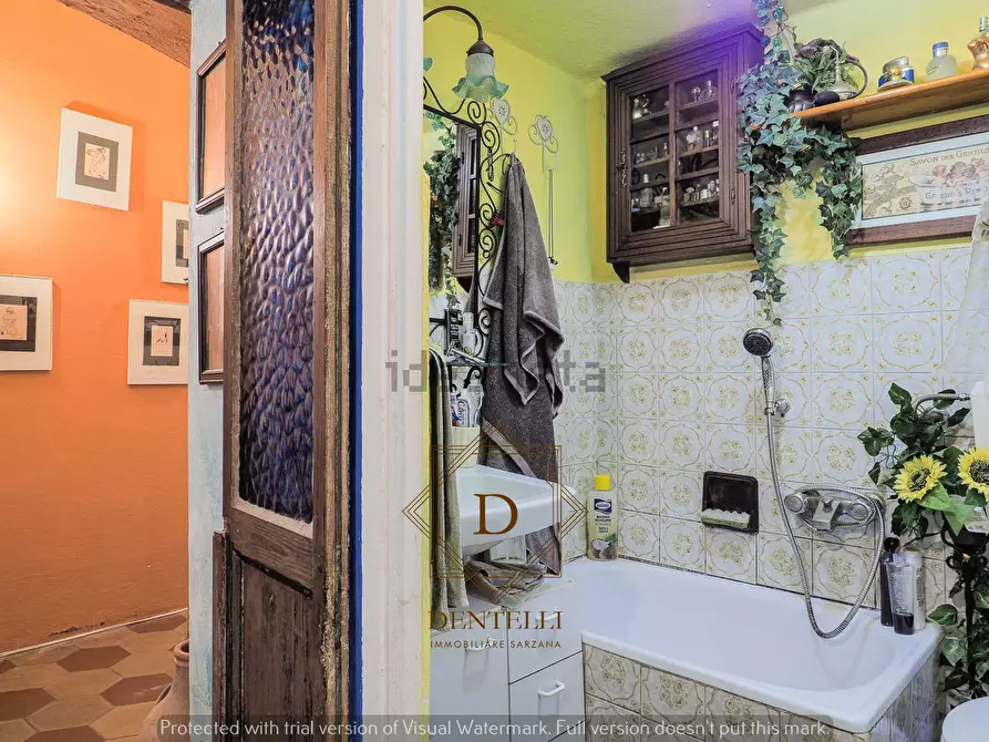 Immagine 17 di Pentalocale in vendita  in Via Antonio Gramsci a Sarzana