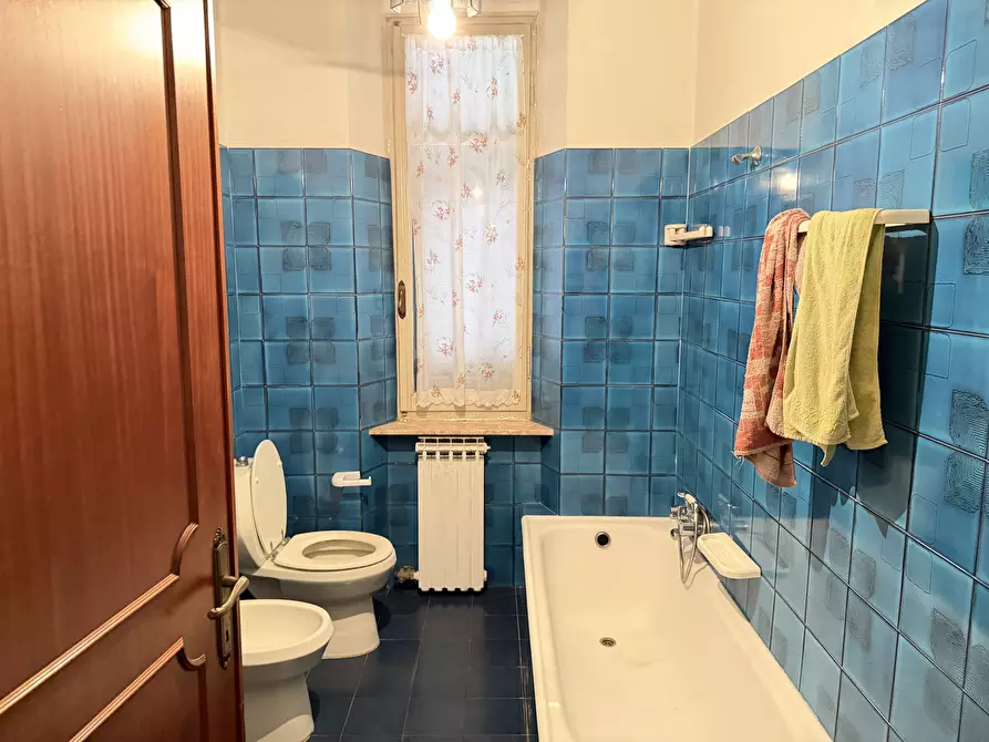 Immagine 12 di Casa indipendente in vendita  a Sarzana