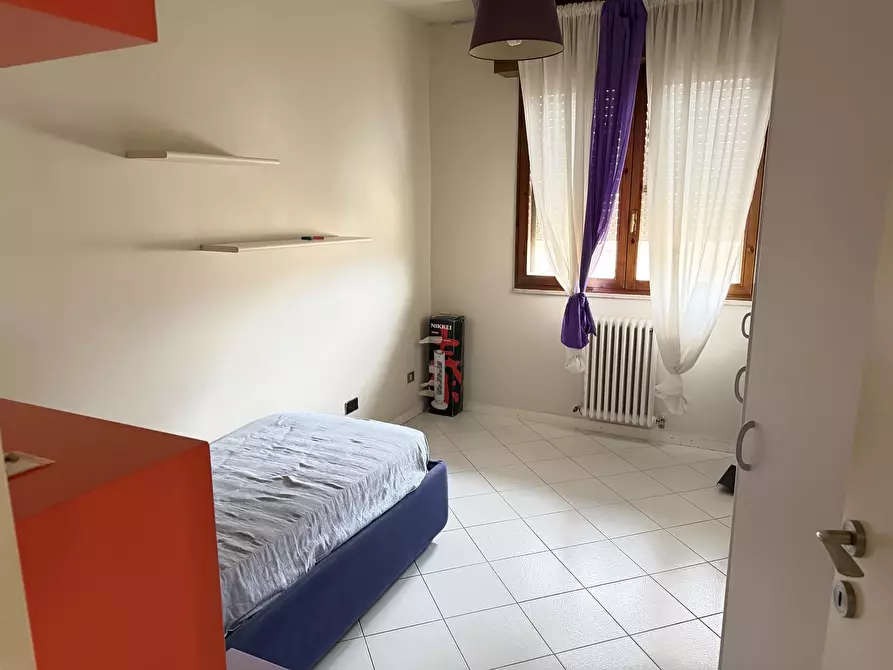 Immagine 11 di Quadrilocale in vendita  in Via 27 Gennaio a Sarzana