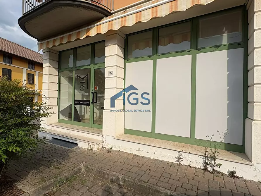 Immagine 2 di Locale commerciale in affitto  in Via Guglielmo Marconi a Torbole Casaglia